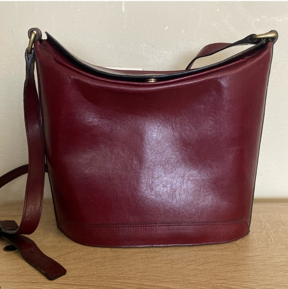 90’s Vintage Genesis by Sabina Handbags Genuine Leather Bucket Bag